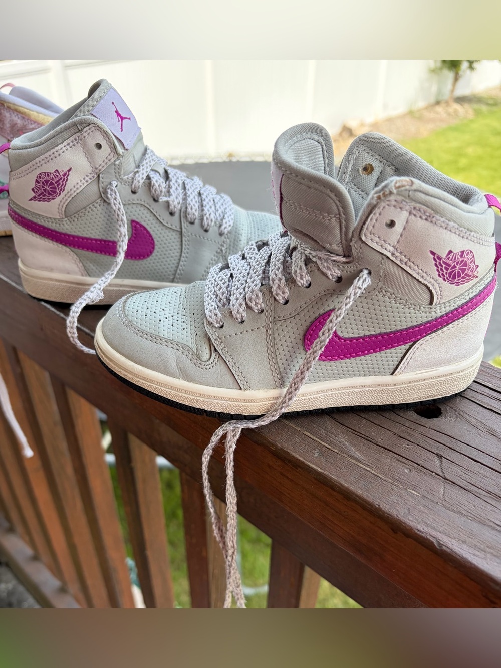 Jordan Kids High-Top Sneakers in Light Gray and Bright Pink (not worn outside)